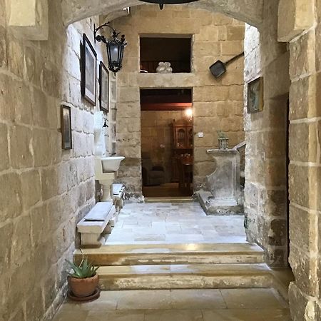 Charming 17Th Cent House Of Character In The Famous 3 Cities, Right Next To Valletta Cospicua Extérieur photo
