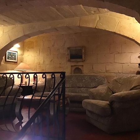 Charming 17Th Cent House Of Character In The Famous 3 Cities, Right Next To Valletta Cospicua Extérieur photo
