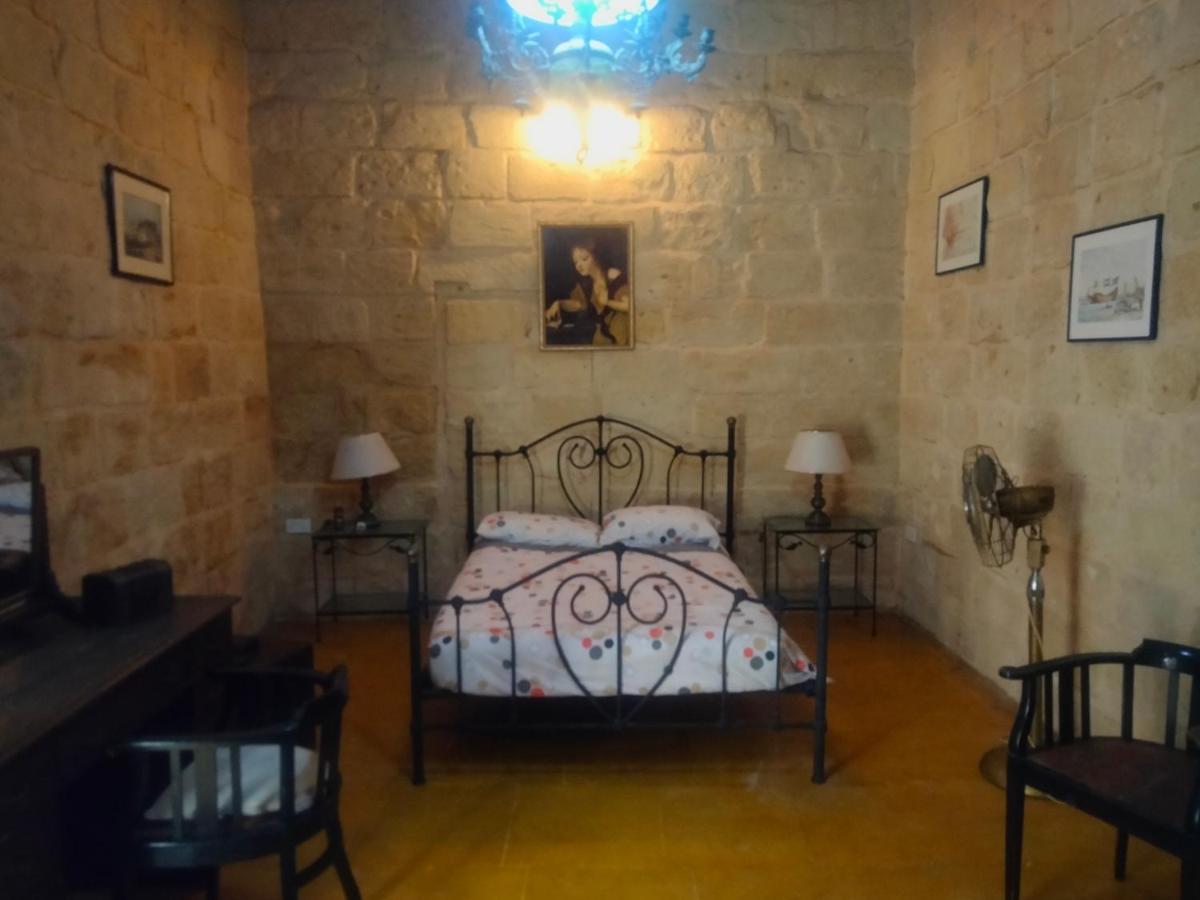 Charming 17Th Cent House Of Character In The Famous 3 Cities, Right Next To Valletta Cospicua Extérieur photo