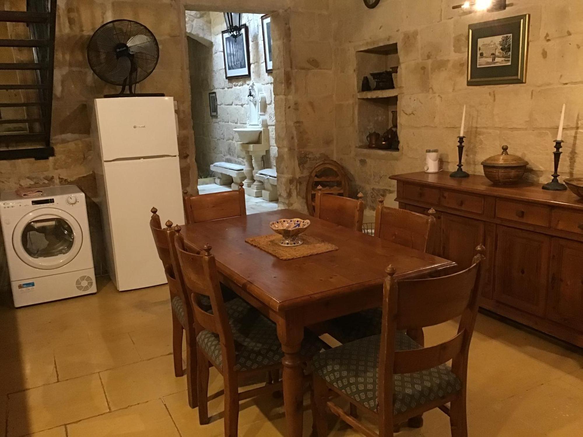 Charming 17Th Cent House Of Character In The Famous 3 Cities, Right Next To Valletta Cospicua Extérieur photo